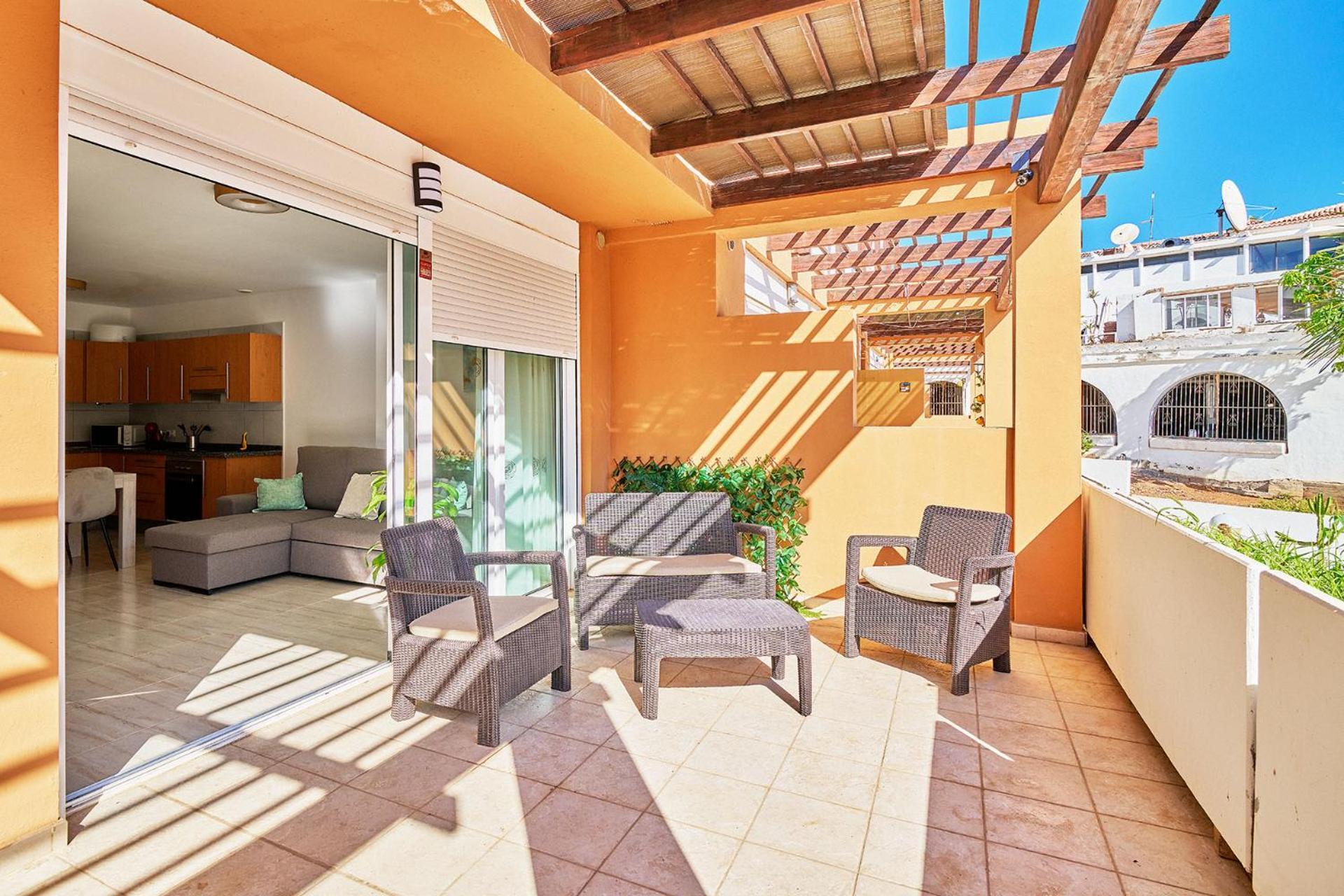 Amarilla Apartament *